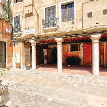 Cadelloca E Della Graticola Apartment Venice Luaran gambar