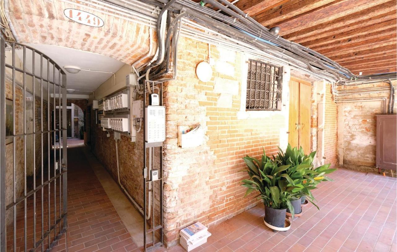 Cadelloca E Della Graticola Apartment Venice Luaran gambar