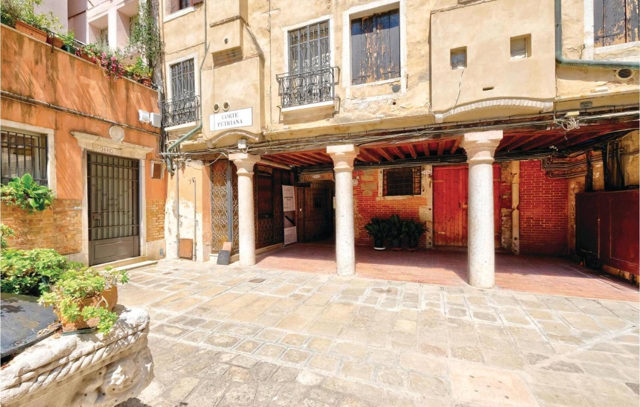 Cadelloca E Della Graticola Apartment Venice Luaran gambar