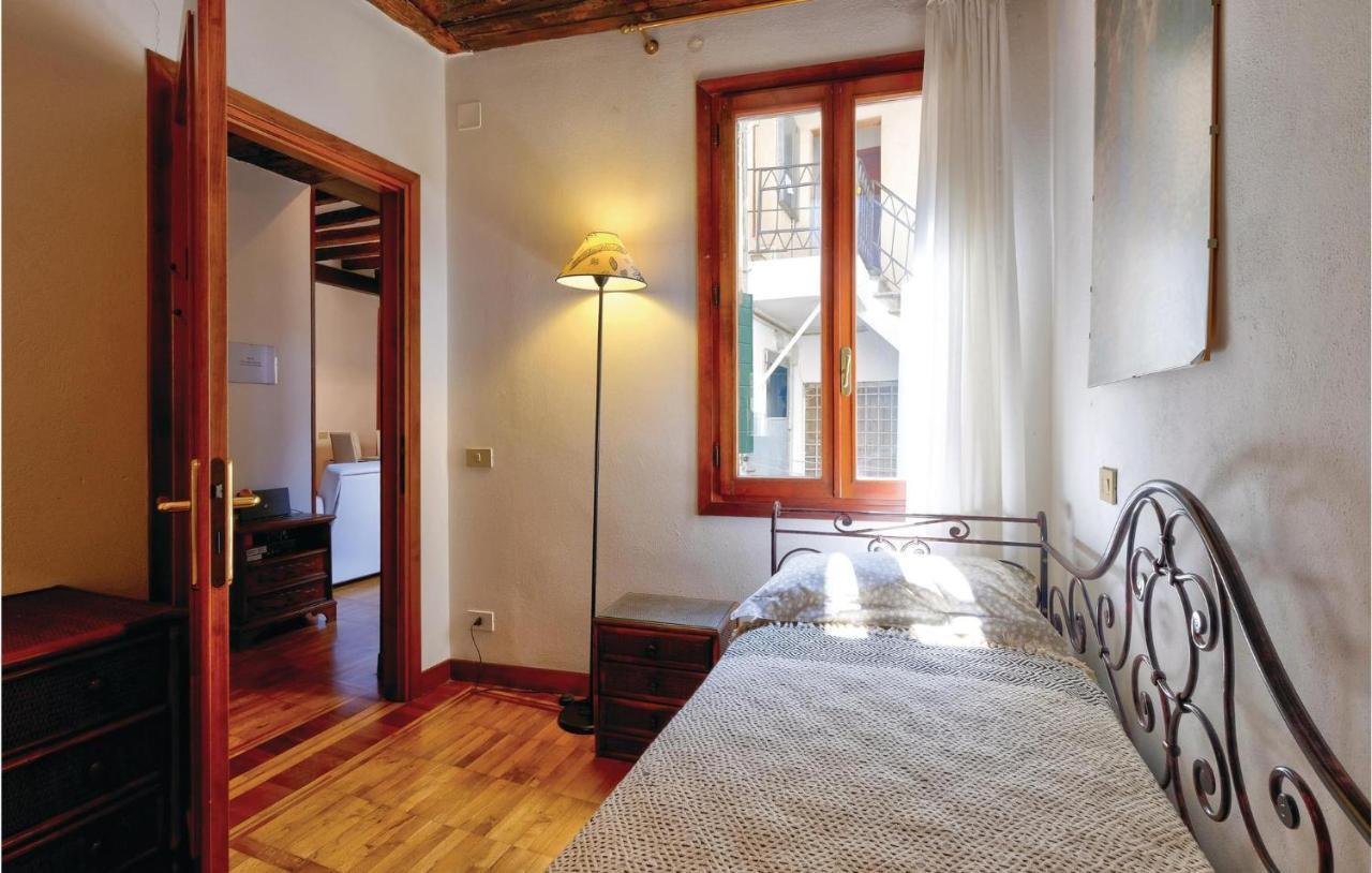 Cadelloca E Della Graticola Apartment Venice Luaran gambar